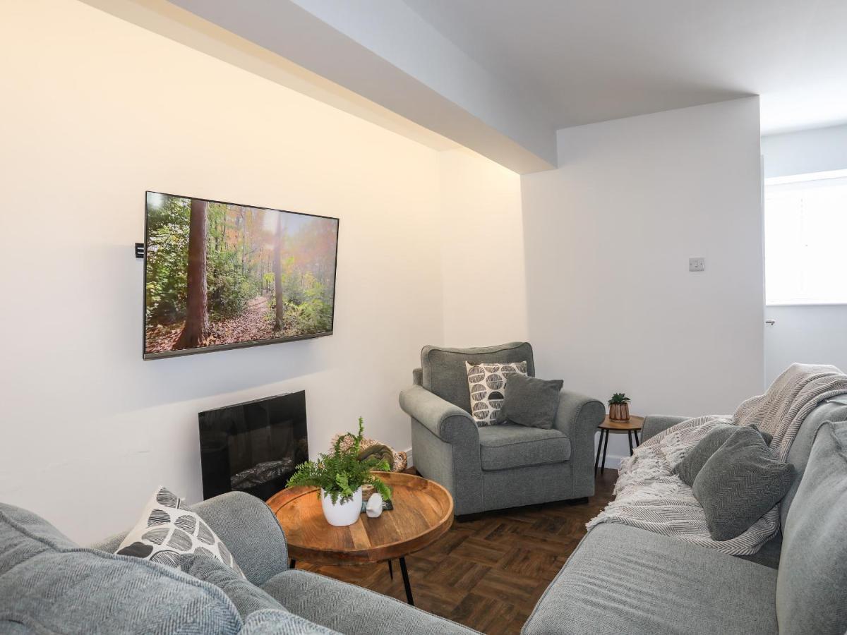 Y Goedwig Apartamento Llanfairpwllgwyngyll Exterior foto