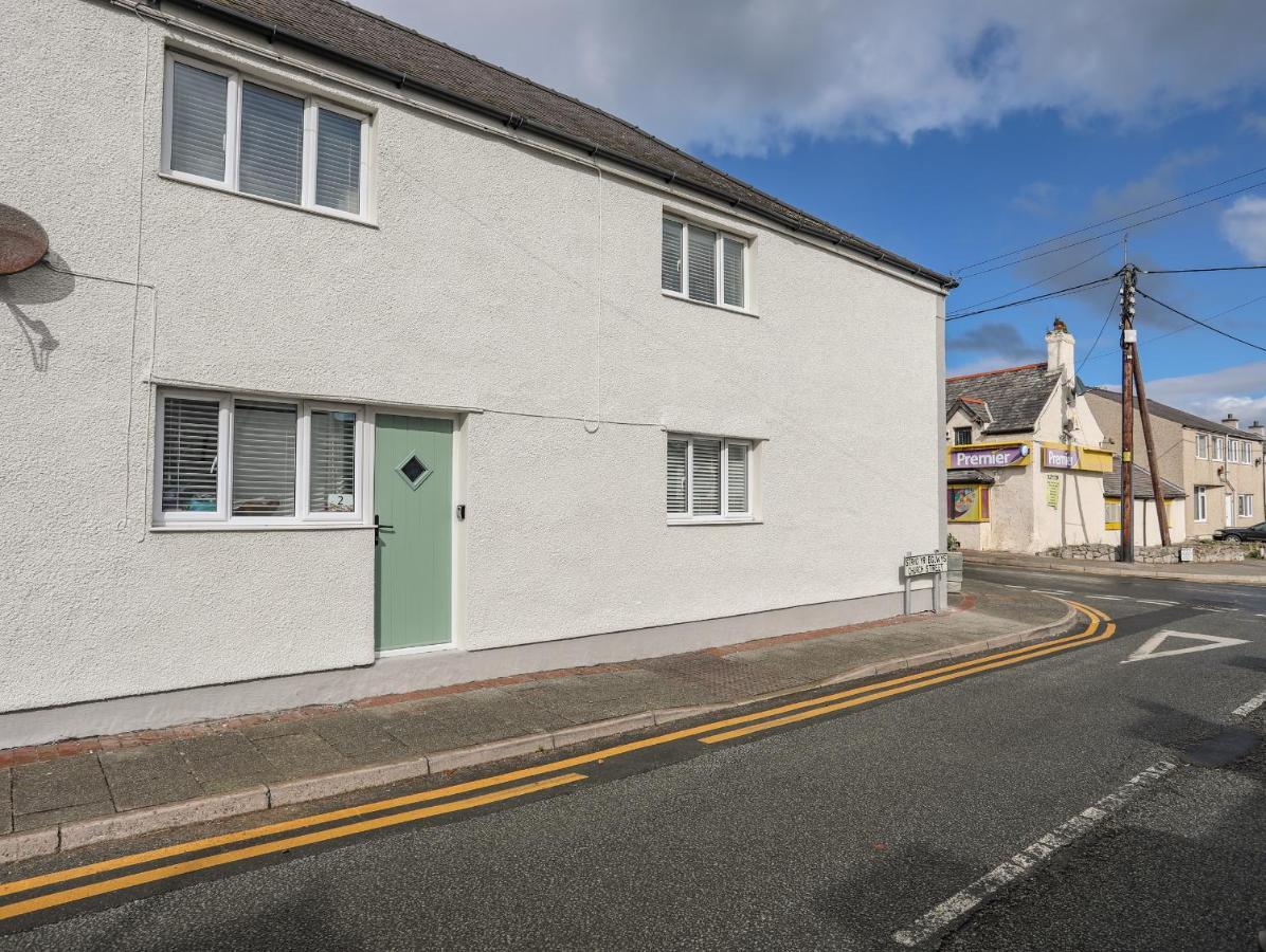 Y Goedwig Apartamento Llanfairpwllgwyngyll Exterior foto